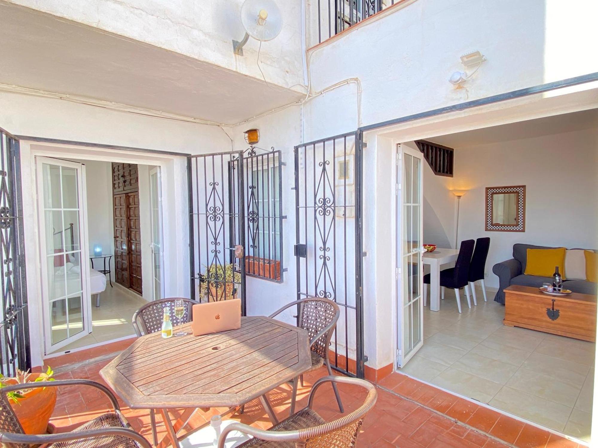 Villa Caritas Punta Lara Casasol 네르하 외부 사진